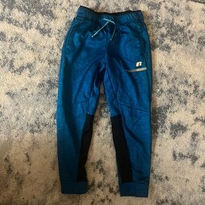 ❤️boys size L 10/12 russell jogger style pants like new